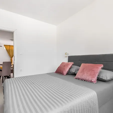 Adriatic Place Apartamento *